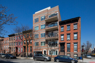 51 Woodhull St in Brooklyn, NY - Building Photo - Primary Photo