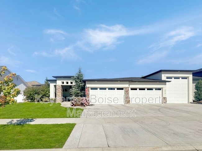 property at 9216 W Mirror Pond Dr