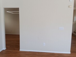 1051 Marapi St NW in Albuquerque, NM - Building Photo - Building Photo