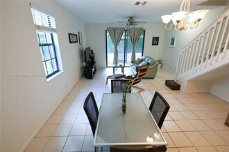 3963 Orange Tree Ln in Weston, FL - Building Photo - Building Photo