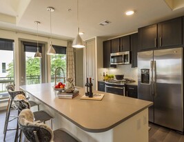 555 Via Amalfi, Unit ID280992 in Irving, TX - Building Photo