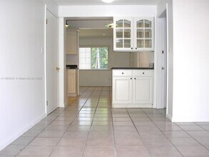 11111 SW 78th Ct in Pinecrest, FL - Building Photo - Building Photo