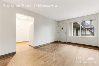 1065 Liberty St SE in Salem, OR - Building Photo - Building Photo