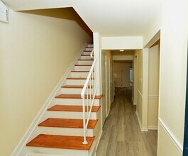 2207 Sedgewick Dr in Virginia Beach, VA - Foto de edificio - Building Photo