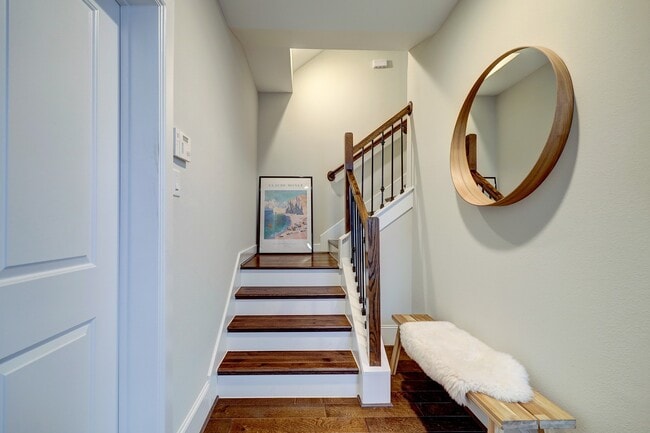 property at 5453 Larkin St