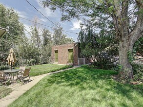 Apartments on Pearl in Denver, CO - Building Photo - Building Photo