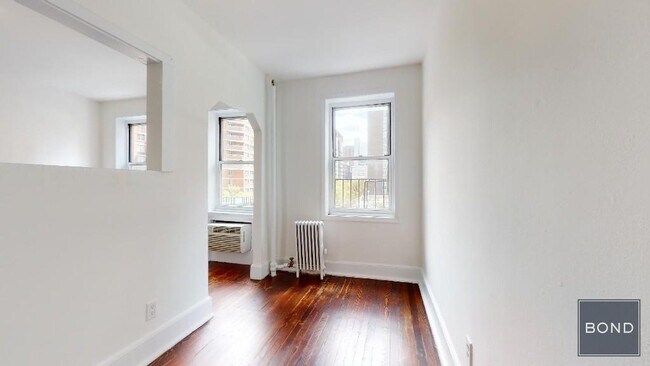 455 2nd Ave in New York, NY - Building Photo - Building Photo
