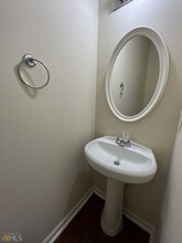 166 Seabreeze Ct in Newnan, GA - Building Photo - Building Photo