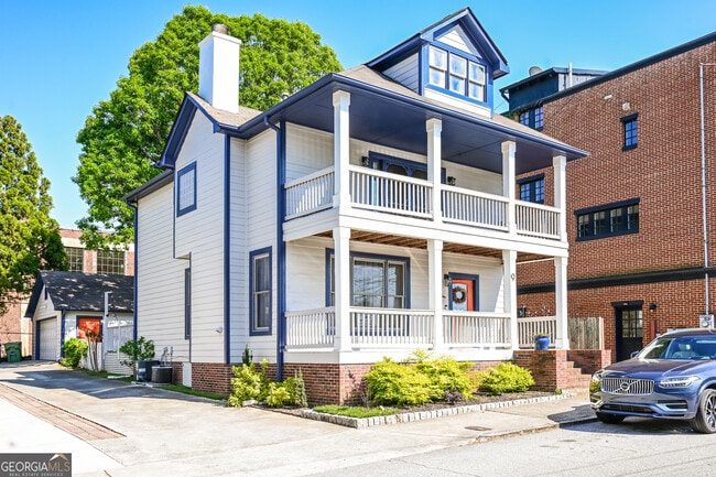 property at 9 Howell St NE
