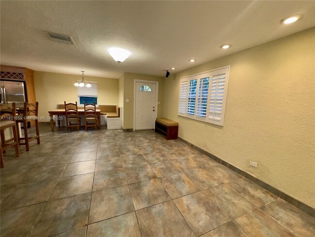 786 Bostwick Dr in Key Largo, FL - Building Photo - Building Photo