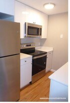 50 Evergreen St, Unit 32 in Boston, MA - Building Photo