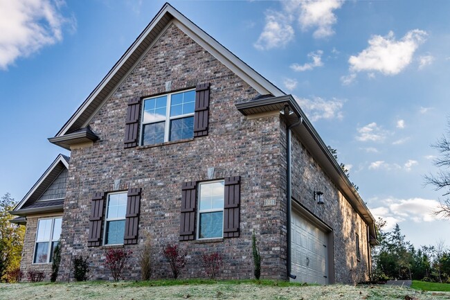 1031 C P Stewart Blvd in Lebanon, TN - Building Photo - Building Photo