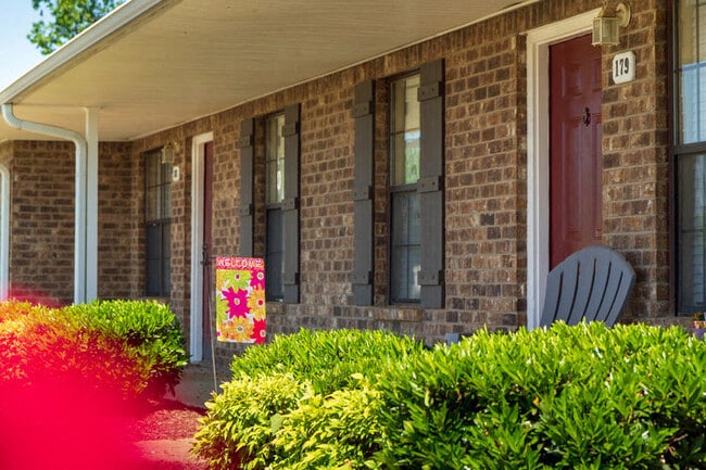 City Edge Flats in Murfreesboro, TN - Foto de edificio - Building Photo