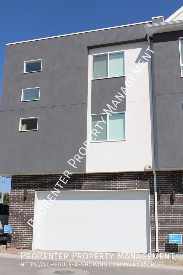 162 State St in Clearfield, UT - Building Photo - Building Photo