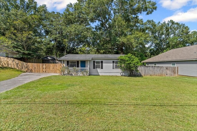 property at 910 Louise Ave