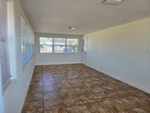 4211-4213 3 Oaks Rd in Plant City, FL - Building Photo - Building Photo