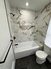 2808 N Taylor St, Unit 1R in Philadelphia, PA - Building Photo - Building Photo