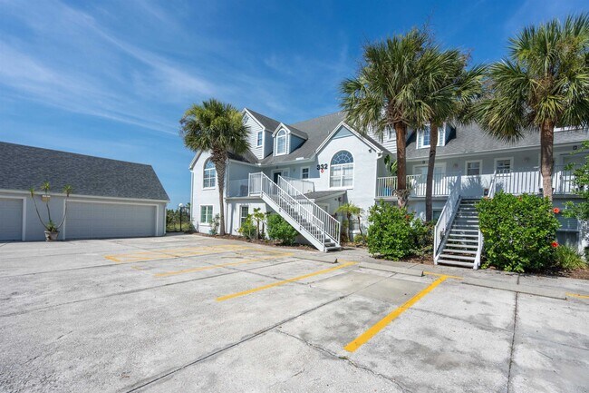 332 Village Dr in St. Augustine, FL - Building Photo - Building Photo