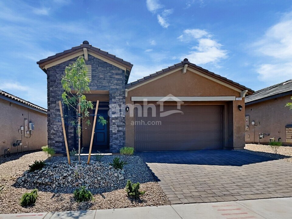 854 English Primrose St in Henderson, NV - Building Photo