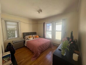 35 Winslow Ave, Unit 2 in Somerville, MA - Building Photo - Building Photo