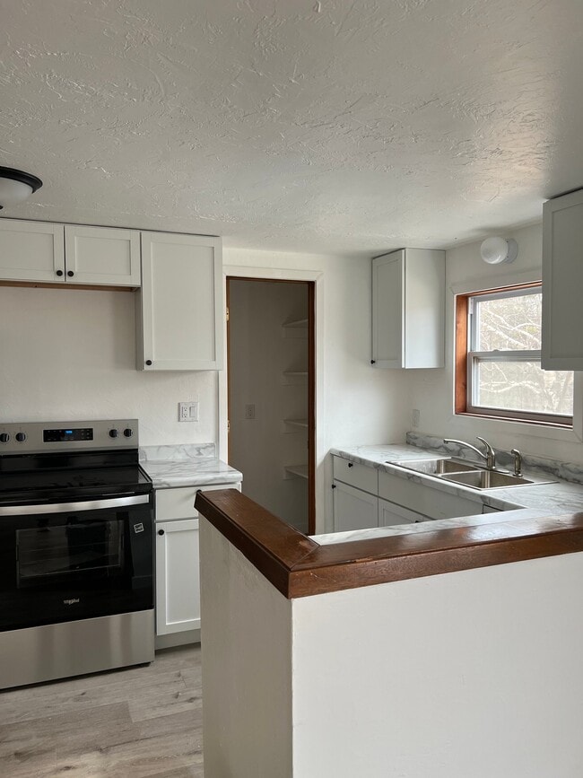 6099 WI-42 in Egg Harbor, WI - Building Photo - Building Photo