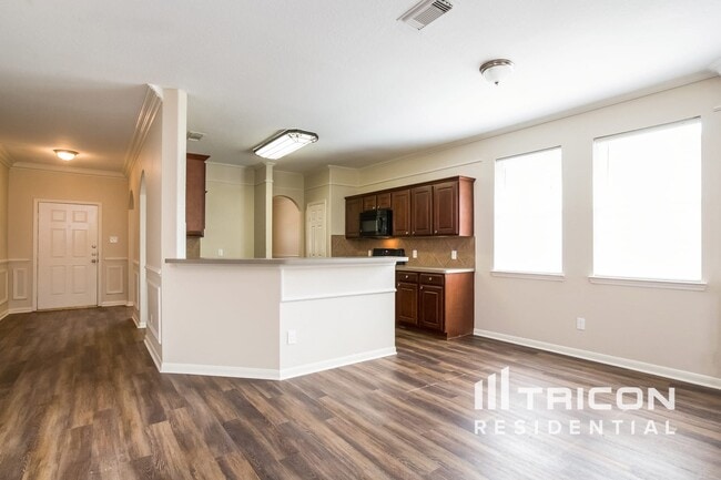 32331 Hunter Park Ct in Conroe, TX - Building Photo - Building Photo