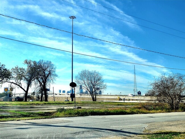 3115 Christie St in Houston, TX - Building Photo - Building Photo