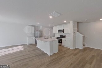 100 Overstreet Way in Springfield, GA - Foto de edificio - Building Photo