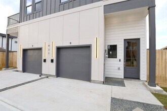 421 E 41st St in Houston, TX - Building Photo - Building Photo