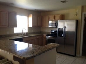 4823 Jeanette Ct in St. Cloud, FL - Building Photo - Building Photo