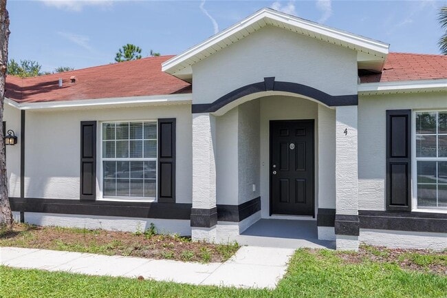 4 Princess Ruth Ln in Palm Coast, FL - Building Photo - Building Photo