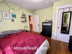225 Summer St, Unit 3 in Somerville, MA - Building Photo - Building Photo