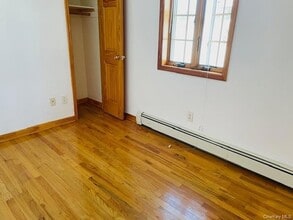 151-39-151-18 18th Ave, Unit First Floor in Queens, NY - Building Photo - Building Photo
