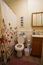 223 Essex St in Melrose, MA - Building Photo - Building Photo