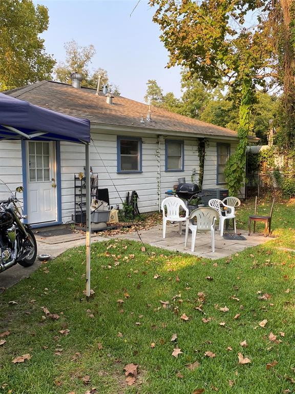 2504 Pennington St photo'