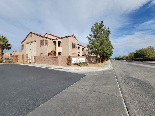 9580 W Reno Ave in Las Vegas, NV - Building Photo - Building Photo