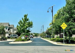 405 High Tech Dr in Georgetown, TX - Foto de edificio - Building Photo