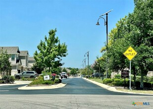 405 High Tech Dr in Georgetown, TX - Building Photo - Building Photo