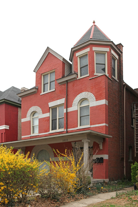 1610 S 2nd St in Louisville, KY - Foto de edificio