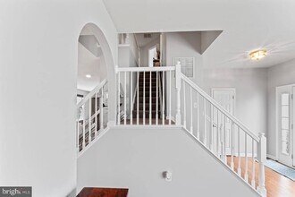 5971 Schooner Cir in King George, VA - Foto de edificio - Building Photo