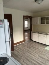 2007 14th St, Unit 2007 A in Two Rivers, WI - Building Photo - Building Photo