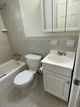 672 Clifton Rd SE in Atlanta, GA - Building Photo - Building Photo