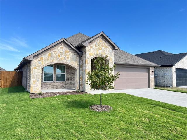 704 Greyson Ln in Greenville, TX - Building Photo - Building Photo