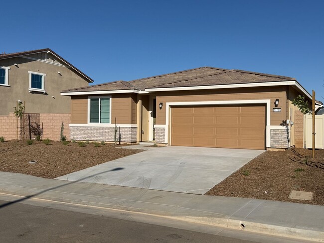 27218 Pennywhistle in Menifee, CA - Building Photo - Building Photo