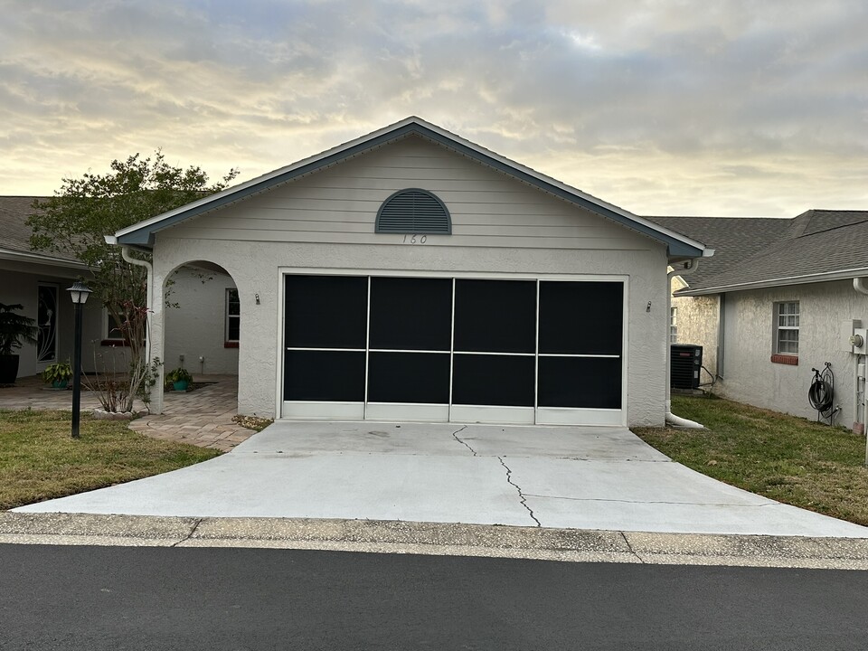 160 Division St in Clermont, FL - Building Photo