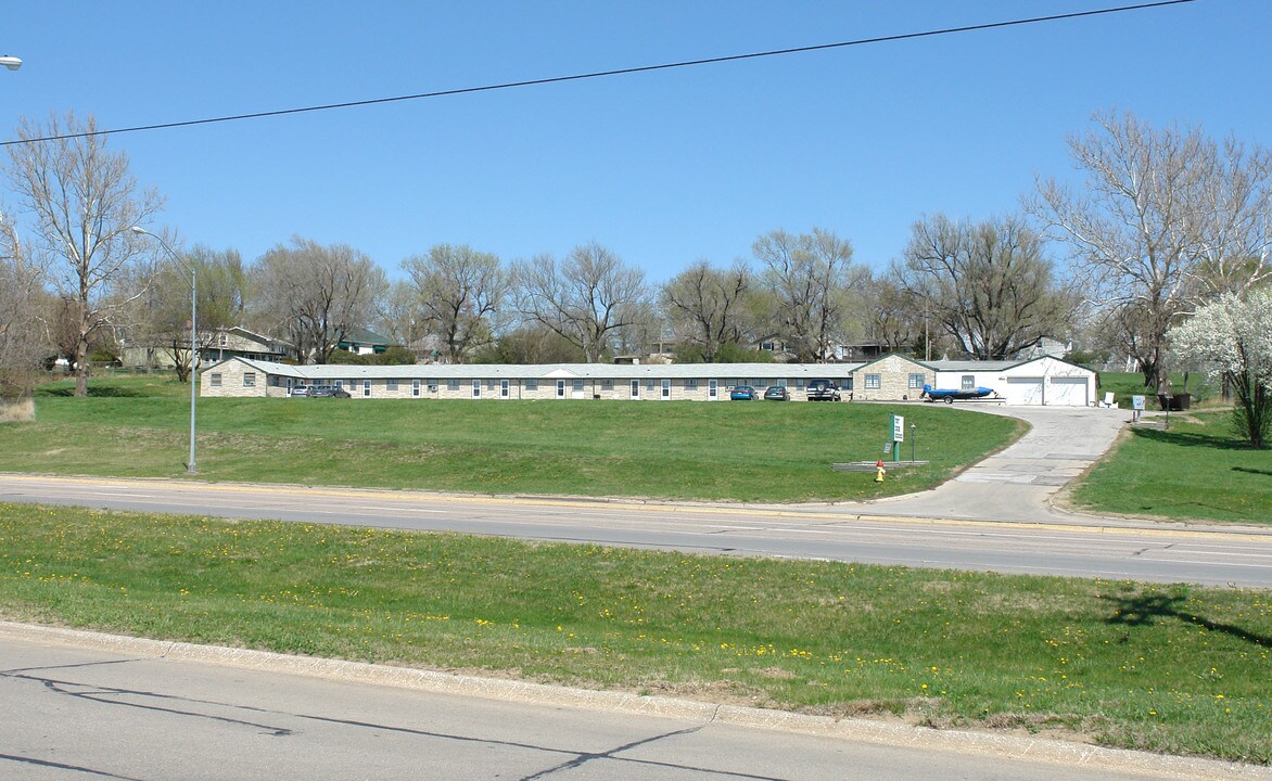 Fort Crook Residence in Bellevue, NE - Building Photo