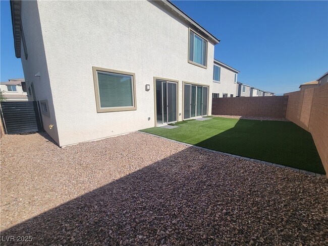 property at 10270 Magnolia Crk St