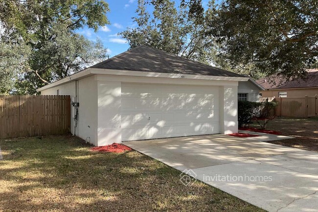 381 Coventry Estates Blvd in Deltona, FL - Foto de edificio - Building Photo