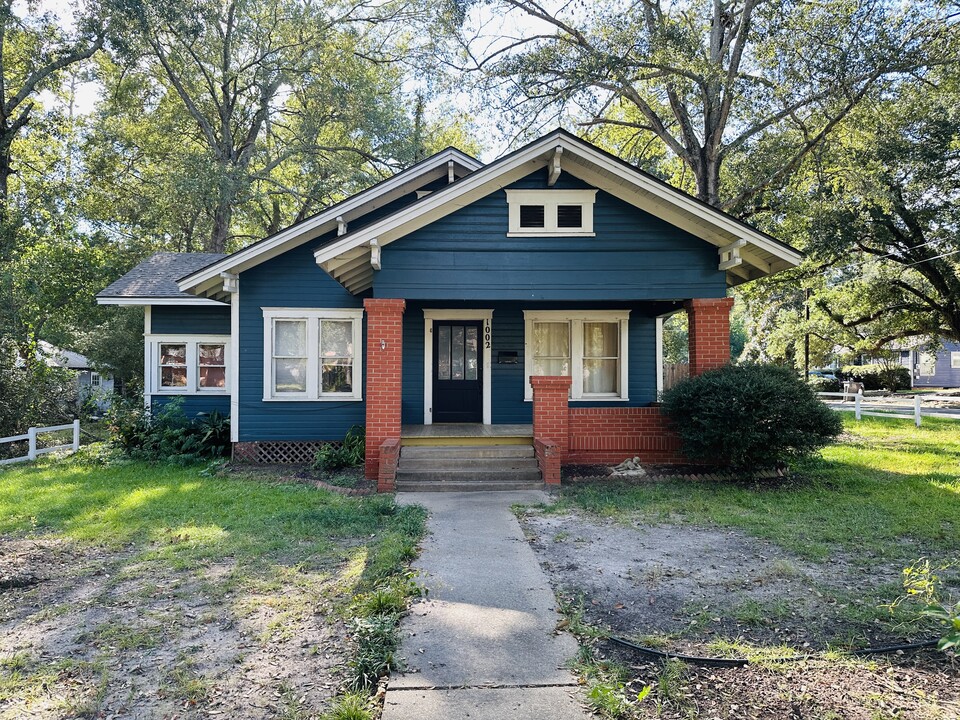 1002 Turner St in Lufkin, TX - Building Photo