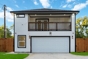 7652 Fawnridge Dr in Houston, TX - Building Photo